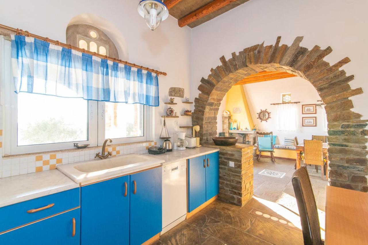 Istérnia Traditional House By The Sea מראה חיצוני תמונה